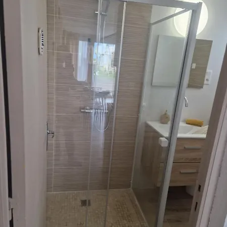 Bas De Santa Giulia Apartment Gruissan