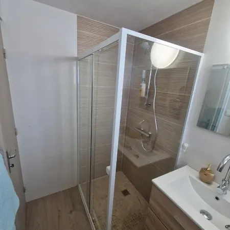 Bas De Santa Giulia *