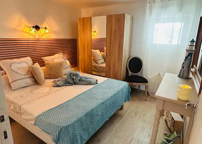 Bas De Santa Giulia Daire Gruissan