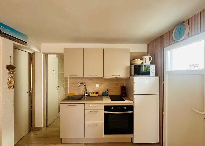 Bas De Santa Giulia Daire